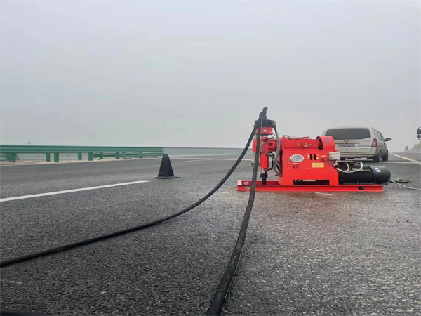 奉新马路路基路面开裂下沉注浆加固灌浆